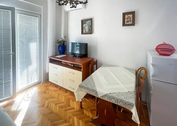 Gorgeous In With Wifi